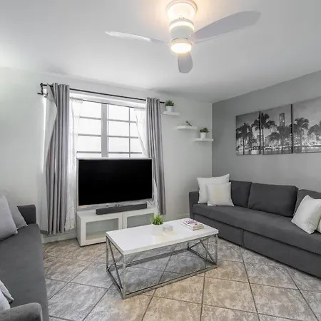 Ferienwohnung Collins Chic Miami Beach Exterior foto